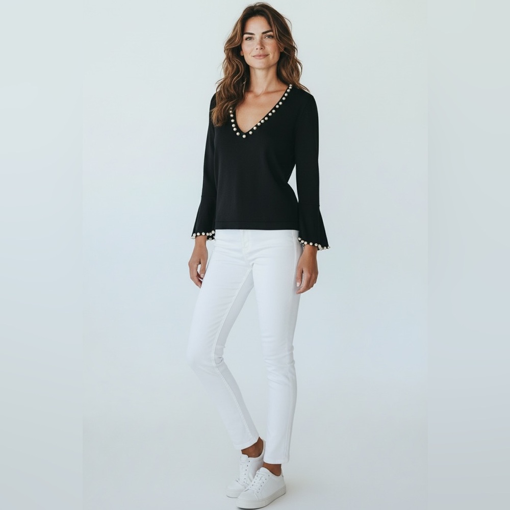 Uterque Pearl Design Elegant Top
